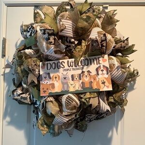 Camouflage & Burlap Dog Welcome Wreath approx 26x26x6; never hung outside